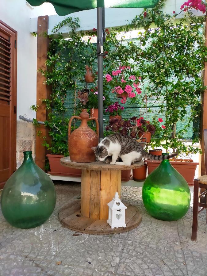 Lemon Suite-Luxury Cellino San Marco Bagian luar foto