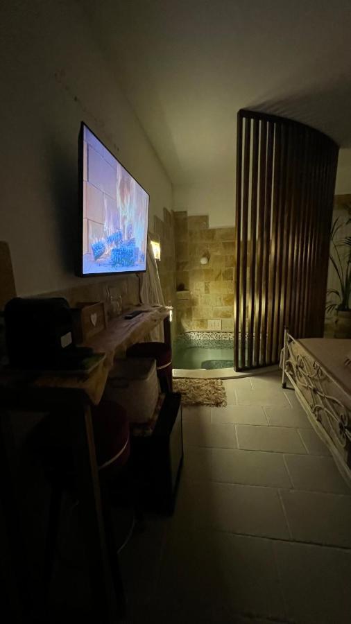 Lemon Suite-Luxury Cellino San Marco Bagian luar foto