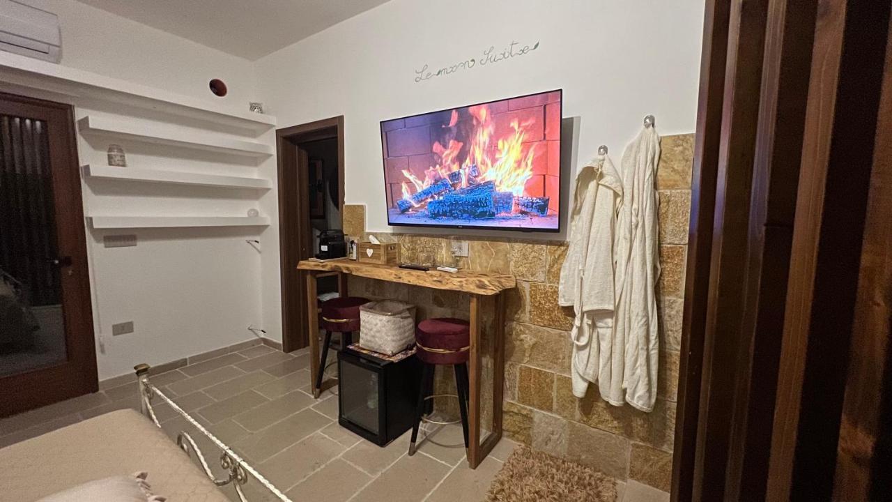 Lemon Suite-Luxury Cellino San Marco Bagian luar foto